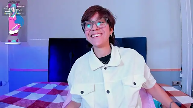 Tsuki Maru online show from March 10, 9:51 pm