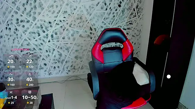 MIA HOT23CM S7S online show from November 2, 12:58 pm