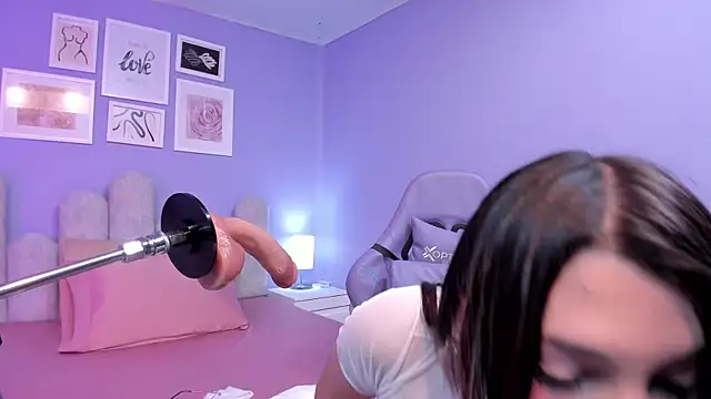 lucrecia sucker online show from October 11, 7:49 pm