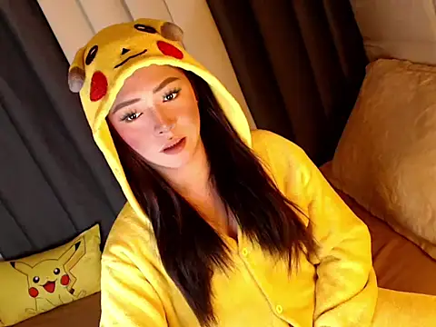 yourdevilsweettsx online show from March 19, 1:11 pm