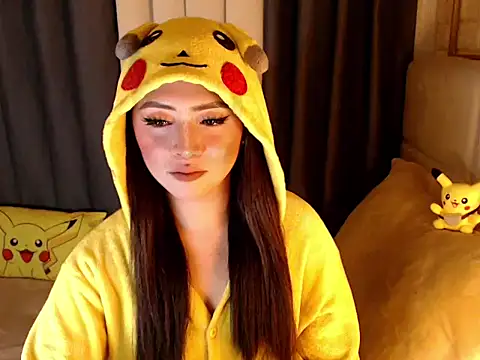 yourdevilsweettsx online show from April 19, 11:22 am