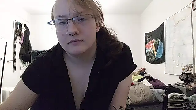 tbutchrat online show from October 19, 6:50 am