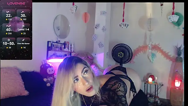 danny 1hotcute online show from June 21, 4:59 am