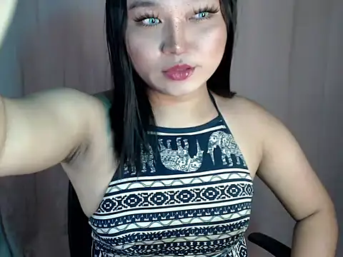 Eyes-on-me online show from October 18, 6:44 pm