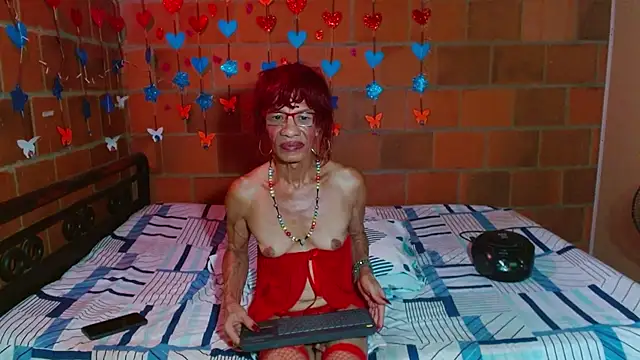 lorenacapelli online show from September 28, 11:48 pm