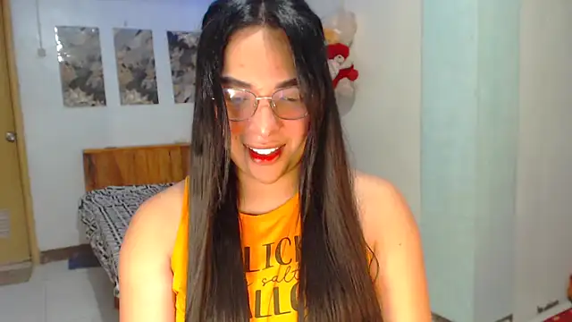 Snapshot of TopMistress1 chatting on September 29, 5:01 pm TopMistress1 online show from September 29, 5:01 pm