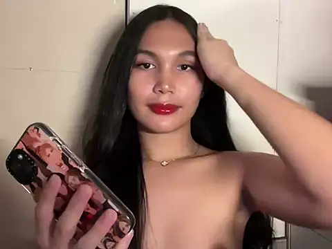 FelicityLincoln online show from April 18, 4:53 pm