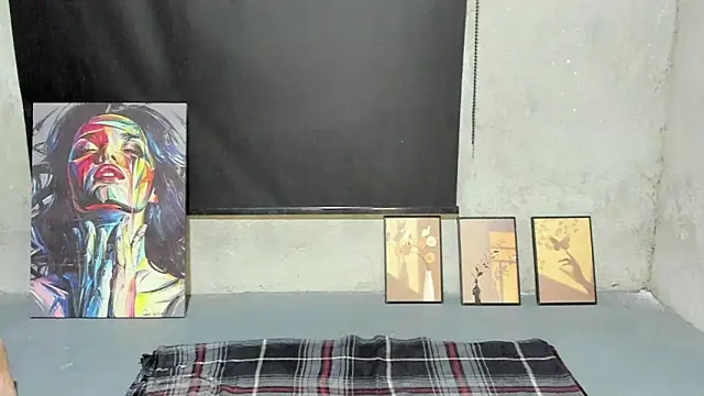 MissAriba online show from December 19, 2:06 am