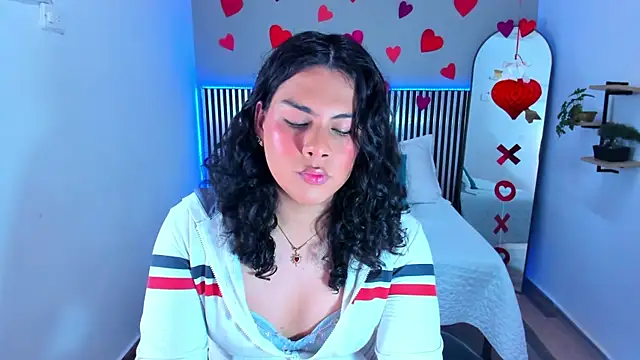 Little Alli online show from February 13, 1:23 am