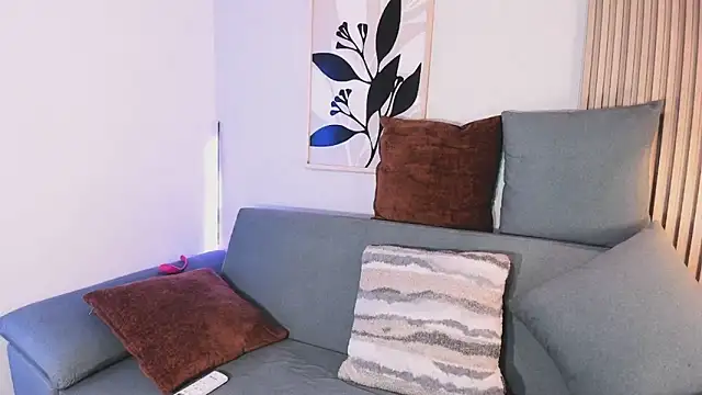 KassMonroe online show from April 21, 1:42 am