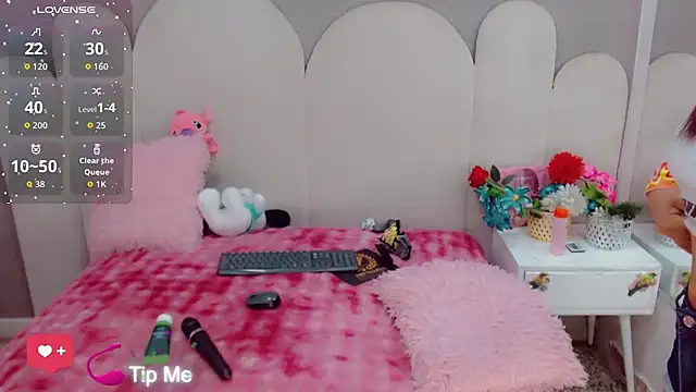 party girl skiny online show from June 15, 9:22 am
