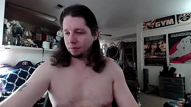 biggerisbetter12 online show from January 18, 8:50 pm