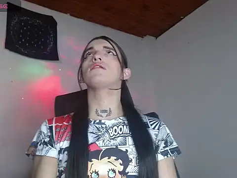 Scarlett crastrawberry online show from June 2, 2:13 am