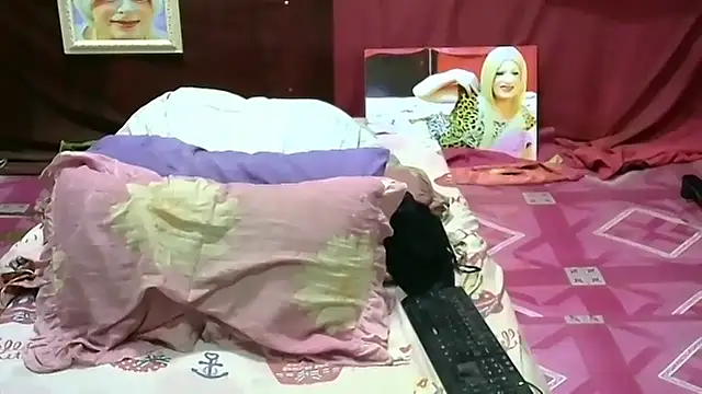 horni4luv online show from April 19, 8:44 pm