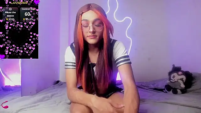 Mika  velvet online show from November 6, 9:04 pm