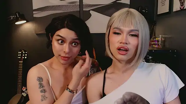 Cara Nova online show from November 23, 4:42 pm