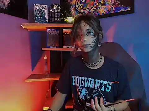 luxiel  online show from February 3, 10:03 pm