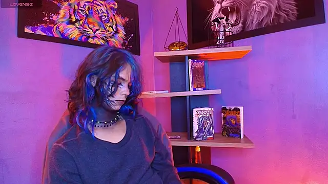 luxiel  online show from February 13, 12:06 am