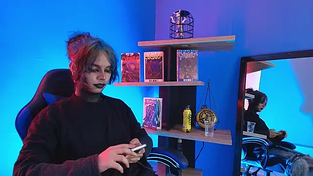 luxiel  online show from February 25, 9:19 pm