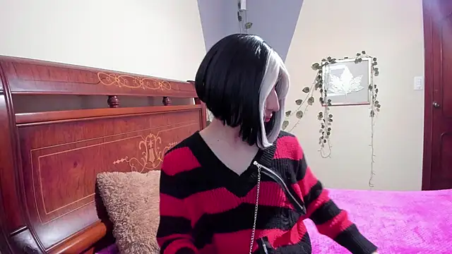 Charlothe 7 online show from November 21, 4:13 am