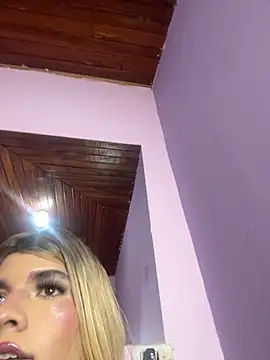 ValerySalasar online show from December 2, 4:15 am