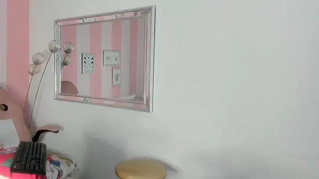 Amaia Monroe online show from February 13, 6:31 am