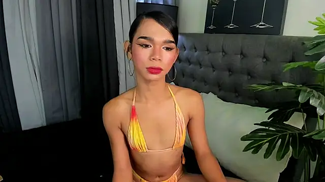 asianpetiteprincess online show from March 10, 6:00 pm