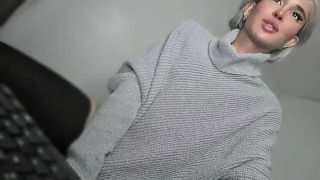 mxshemale ladyboy online show from April 5, 8:40 pm