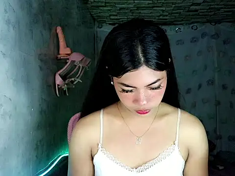 Margalona  online show from April 20, 11:45 am