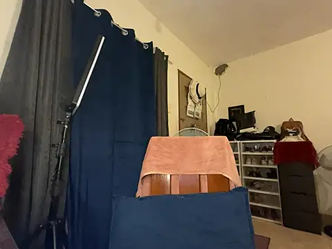 Mira Janee online show from February 28, 3:51 pm