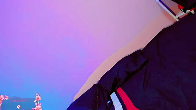 zoe rous2 online show from April 4, 12:36 pm