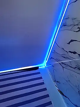 kylievoosx online show from March 14, 2:21 pm