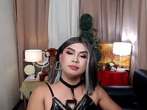 QueenAlisonfoxx online show from March 16, 1:37 pm