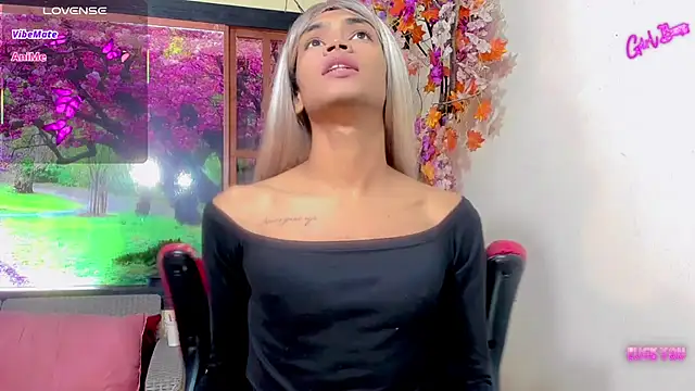 Karol Vanessa   online show from March 25, 4:44 pm