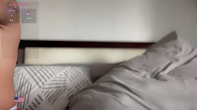 Kelly Mckinney online show from April 23, 8:11 am