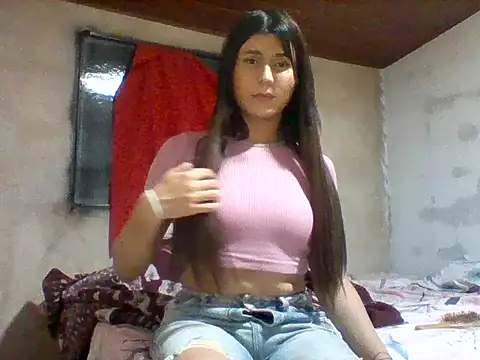 lucyscay  online show from April 2, 3:48 am