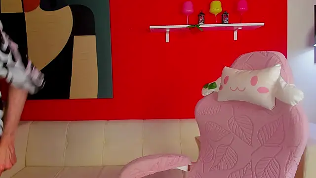 MadisonEsprit online show from April 18, 3:08 am