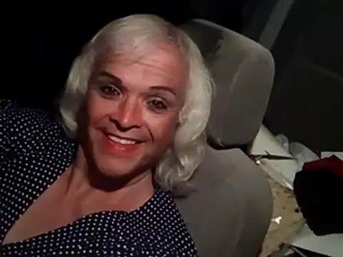 dustbunny64 online show from April 19, 7:42 am