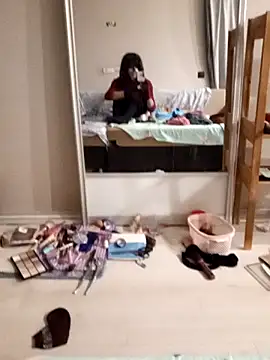 VeraVS online show from April 28, 9:30 pm