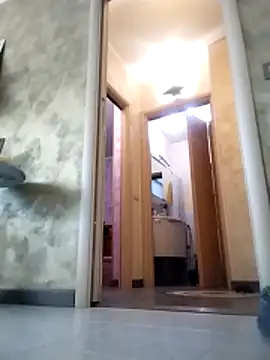 marti 8 online show from April 25, 3:42 pm