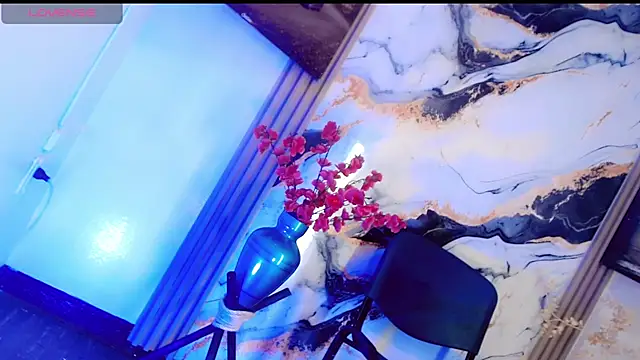 Alondra Wile online show from April 9, 7:31 pm