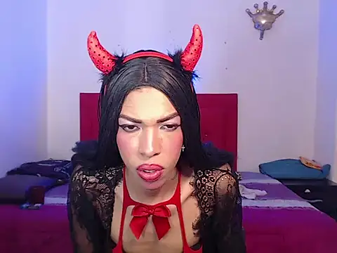 cellesthee online show from April 16, 7:20 am