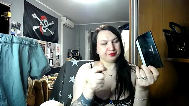 EvaBeautyXx online show from March 17, 7:05 pm