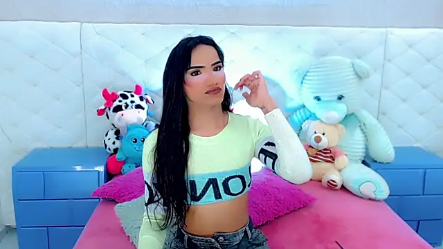 catriona queen16 online show from April 18, 2:57 am