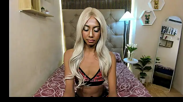 BlackbarbieXXL online show from March 29, 7:14 pm