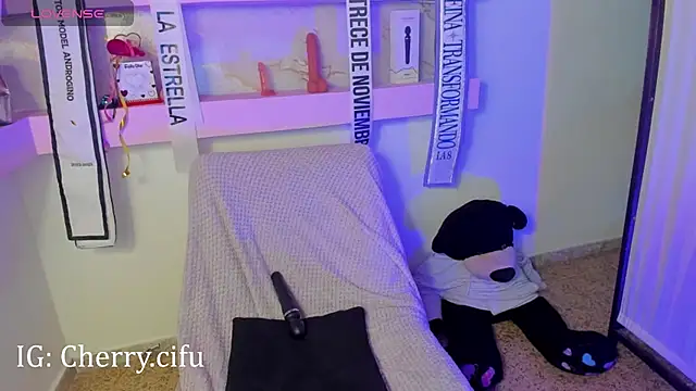 CherrySeraphine1 online show from March 26, 5:16 pm