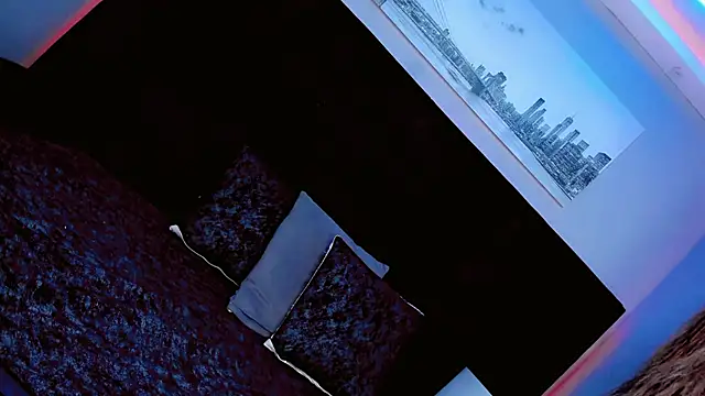 Dashahott online show from April 18, 1:02 pm