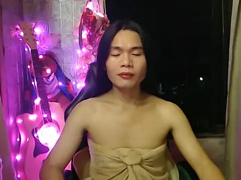 small 13 online show from April 17, 12:08 pm