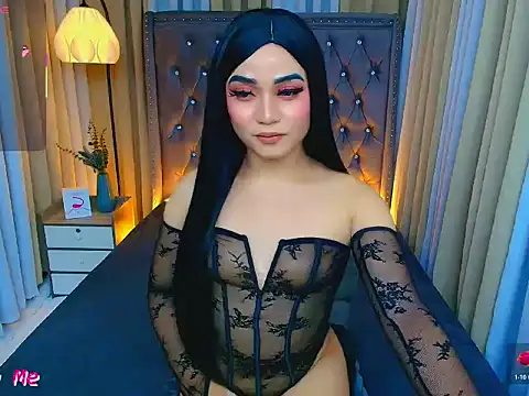 Summer Hilton online show from March 15, 9:51 pm