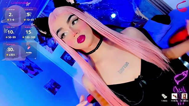 blonde queen- online show from April 20, 7:26 pm